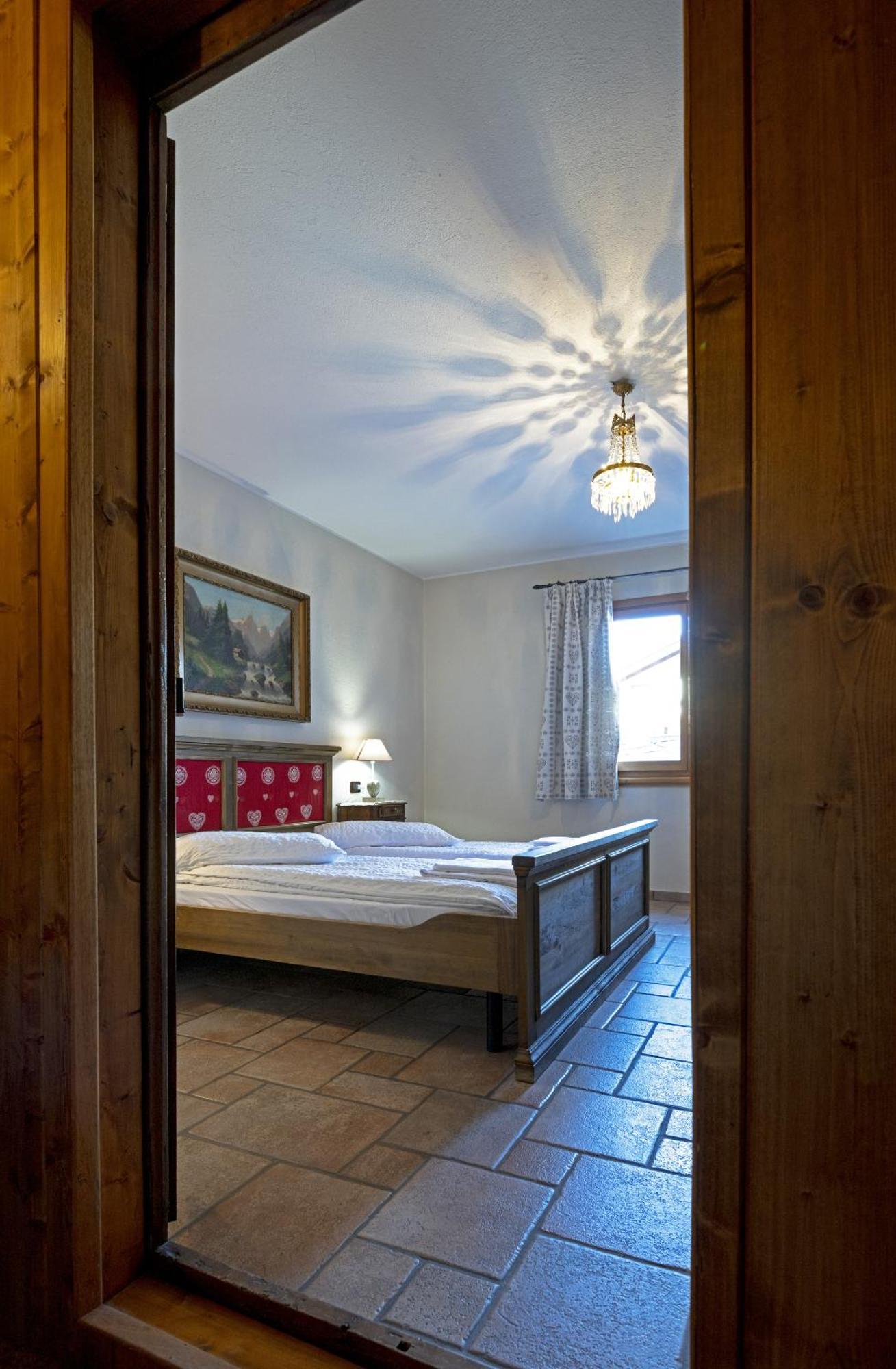 Au Petit Chevrot Aparthotel Cerise Exterior foto